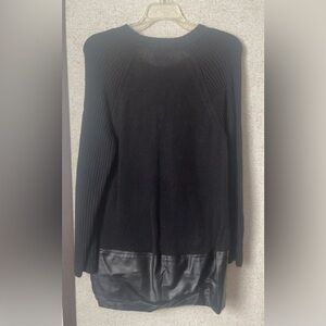 Yoon Women’s Knit Sweater